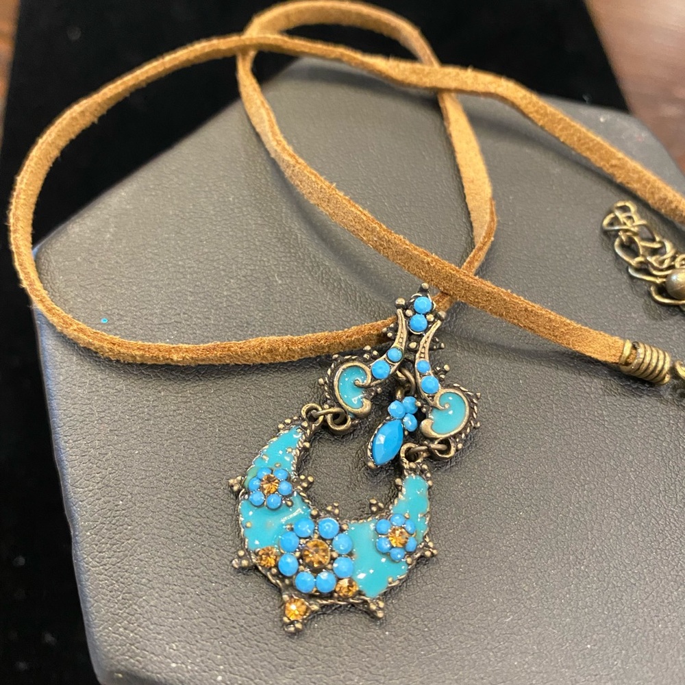 🌠Pendant Enameled on Suede Turquoise color🌠🌠